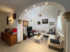 Piso en Venta en Lanjarón photo 0