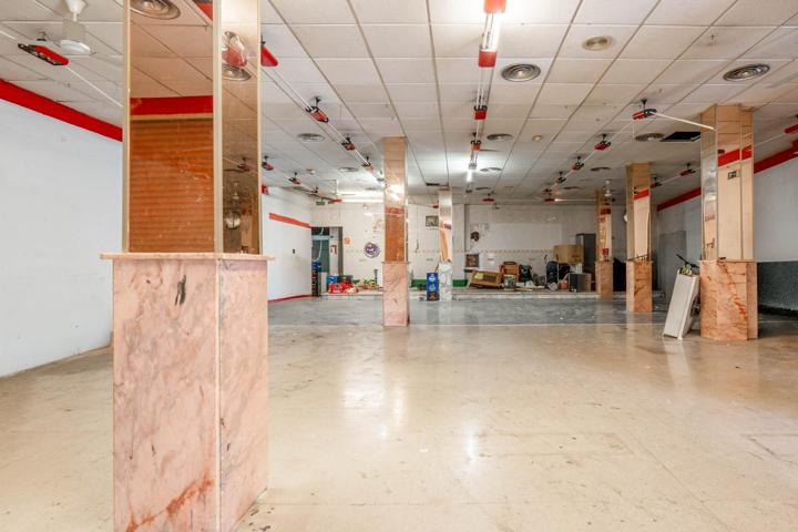 Local comercial en esquina photo 0