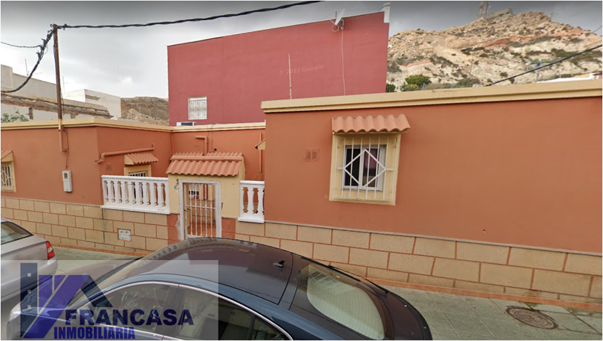Casa En venta en Cerca De Ceip La Chanca, Almería photo 0