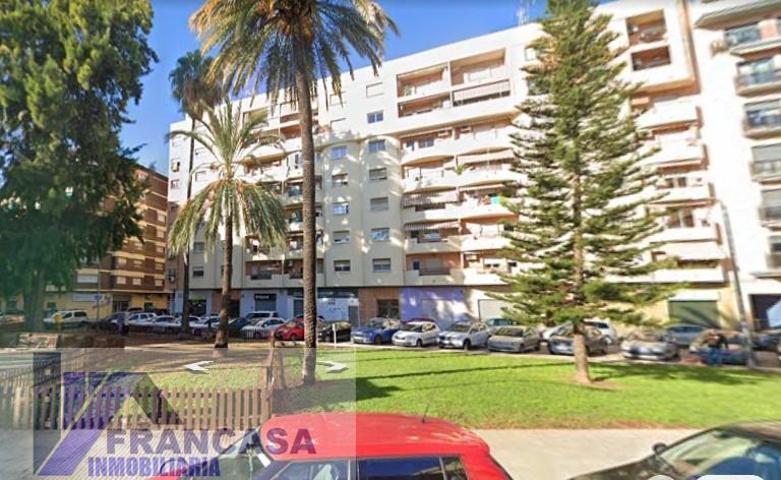 Piso En venta en Cerca De La Plaza Joaquim Ballester, Gandia photo 0