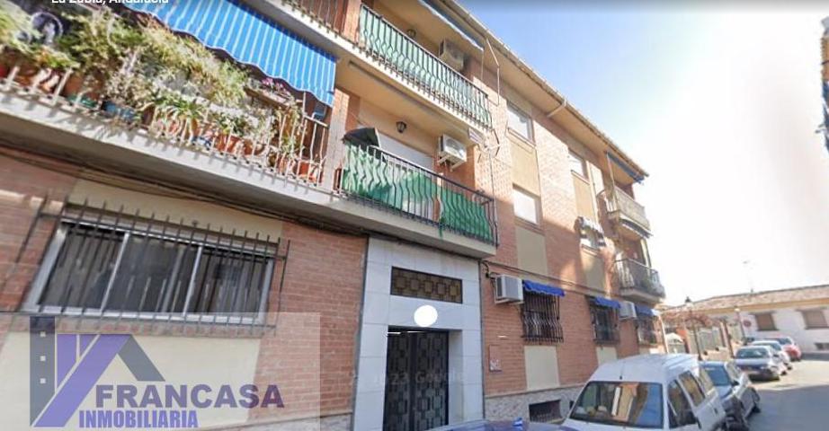 Piso En venta en Cerca De La Plaza Del Horno, La Zubia photo 0