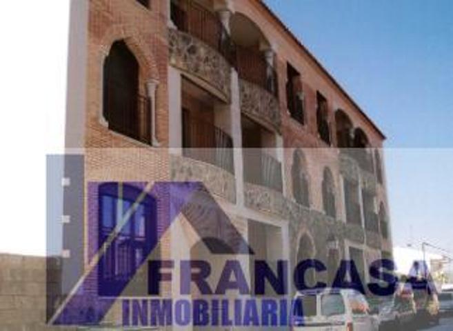 Piso En venta en Cerca De La Oficina Rural De Correos, Cazalegas photo 0