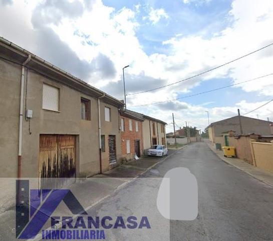 Casa En venta en Cerca De La Plaza Mayor, Llamas De La Ribera photo 0