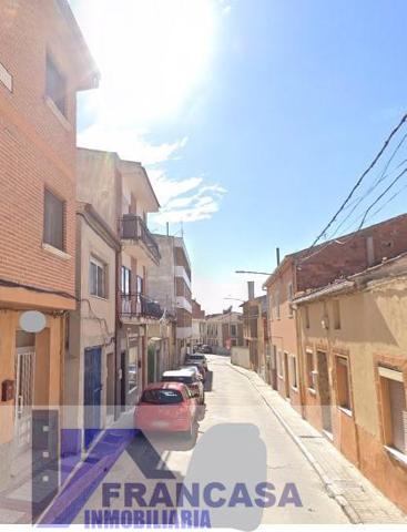 Piso En venta en Cerca De La Iglesia San Miguel, Íscar photo 0