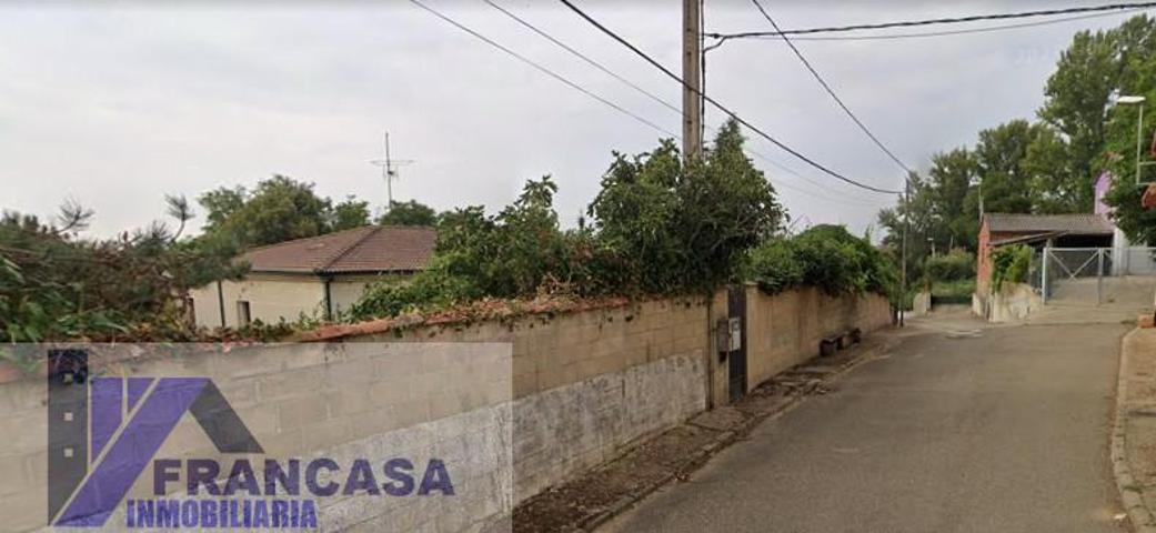 Casa En venta en En San Miguel De Escalada, Gradefes photo 0