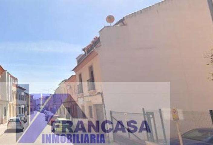 Piso En venta en Cerca De La Rotonda De La Constitución, Alcázar De San Juan photo 0