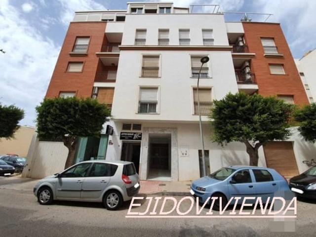 Piso en venta en Barrio Sur photo 0