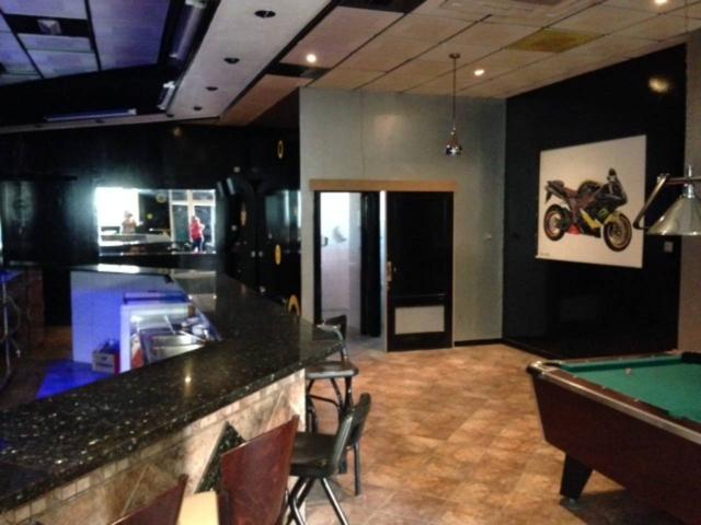 Local comercial en venta photo 0