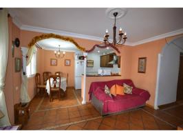 Piso en venta en Conil de la Frontera photo 0