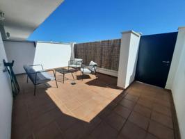 Piso en venta en Conil de la Frontera photo 0