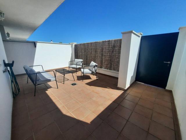 Piso en venta en Conil de la Frontera photo 0
