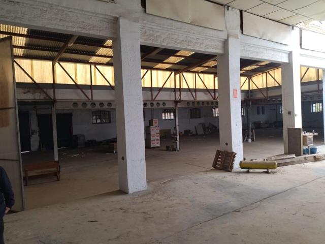 Nave Industrial En venta en Beniajan, Beniajan photo 0