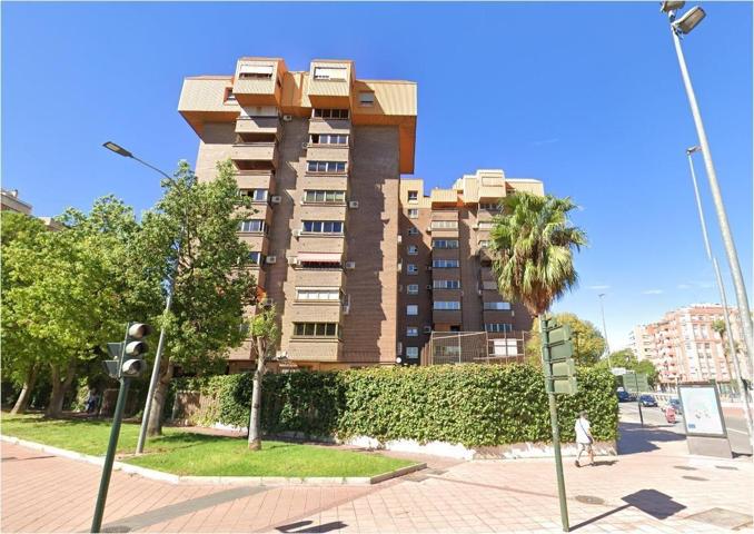 SE ALQUILA PISO EN EDIF. TORRENUEVA photo 0