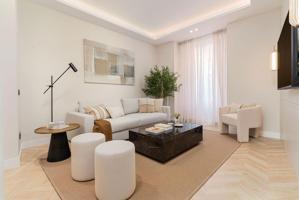 Piso en venta en Madrid de 139 m2 photo 0