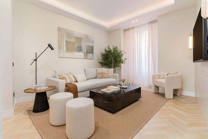 Piso en venta en Madrid de 139 m2 photo 0