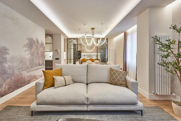 Piso en venta en Madrid de 158 m2 photo 0
