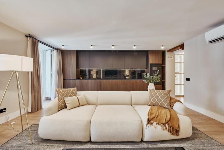 Piso en venta en Madrid de 143 m2 photo 0
