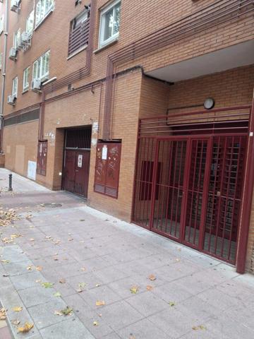 Plaza De Parking en alquiler en Madrid de 20 m2 photo 0