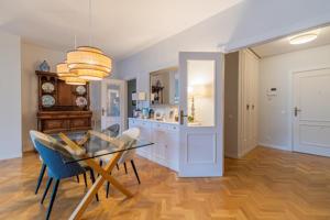 Piso en venta en Madrid de 229 m2 photo 0