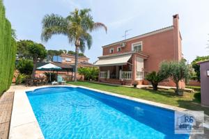 Maravilloso chalet en Montepilar photo 0