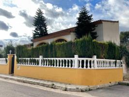 Chalet en venta en Godelleta photo 0