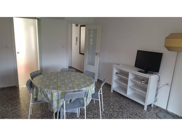 Piso en zona Blasco Ibañez de 72m, distribuidos en tres dormitorios, salón y un baño, cocina independiente planta 5 con photo 0