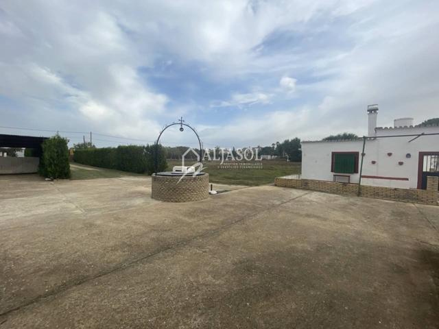 Terreno en venta en Villanueva del Ariscal photo 0