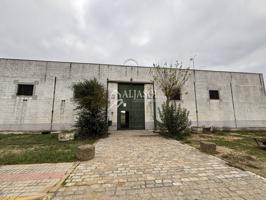 Terreno en venta en Villanueva del Ariscal photo 0