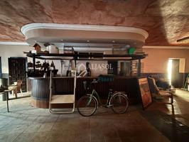 Local en venta en Salteras photo 0
