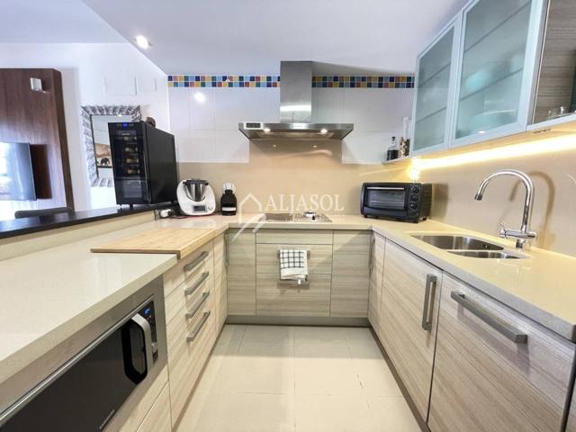 Apartamento en venta en Castilleja de la Cuesta photo 0