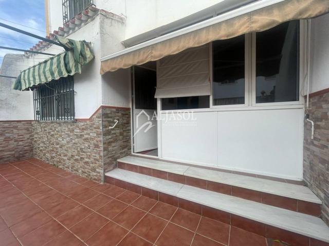 Casa en venta en Gelves photo 0