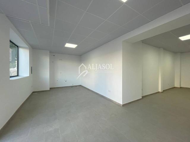 Local en alquiler en Olivares photo 0