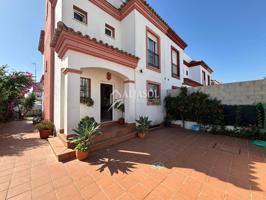 Casa pareada en venta en Huévar del Aljarafe photo 0