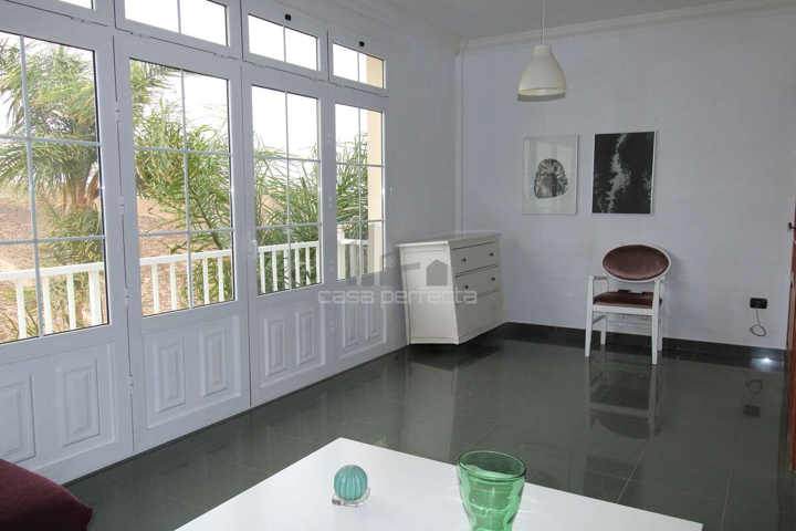 VENTA DE EDIFICIO CON VIVIENDA, NEGOCIO Y PARCELA CON PROYECTO PARA OTRA VIVIENDA photo 0