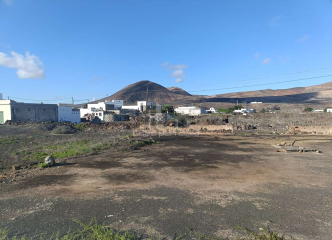 TERRENO URBANO EN GUATIZA photo 0