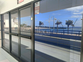 OFICINA EN ALQUILER EN PRIMERA LINEA DE PLAYA photo 0