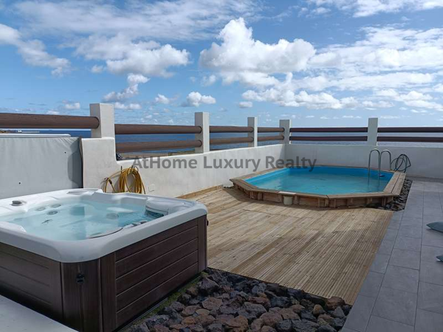 Chalet recién reformado y moderno en el Médano, 4 hab, piscina,garaje cerrado privado y jardín privado. Y apartamento con entrada independiente photo 0