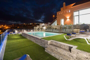 Espectacular Villa reformada en la Caleta de Fuste, Fuerteventura, 5 hab, 4 baños, vistas al mar photo 0