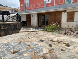 OPORTUNIDAD! VIVIENDA VALLE GUERRA CON GRAN ZONA EXTERIOR photo 0