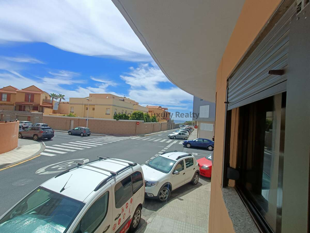 Apartamento 2 habitaciones con vista lateral mar, enfrente de la Playa del Cabezo photo 0