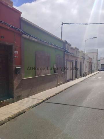 OPORTUNIDAD!!!! VIVIENDA INDEPENDIENTE EN SANTA LUCIA photo 0