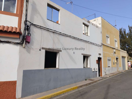 OPORTUNIDAD! CASA INDEPENDIENTE CON 2 VIVIENDAS EN INGENIO photo 0