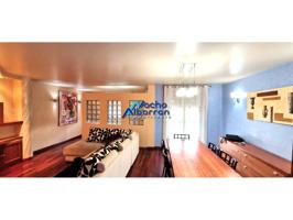PISO EN VENTA EN Mª AUXILIADORA CON PLAZA DE GARAJE photo 0