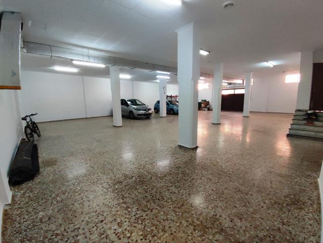 AMPLIO LOCAL ZONA RONDA SUR photo 0