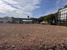 PARCELA INDUSTRIAL DE 2900M2+500M2. FACHADA CARRETERA NACIONAL. ZONA GASOLINERA MOSCARDÓ. photo 0