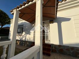 Chalet en alquiler en Entrenúcleos(41089) photo 0