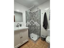 Venta de piso en Dos Hermanas photo 0