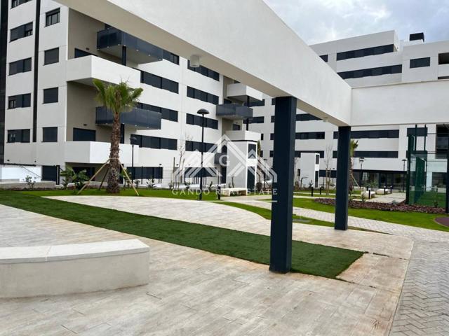 Piso en alquiler en ENTRENUCLEOS photo 0