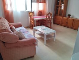 Alquiler de apartamento en Algeciras, temporada escolar, zona Fuentenueva-Salesianos photo 0