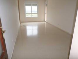 Alquiler de piso sin muebles photo 0
